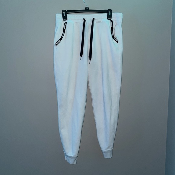 Hollister Other - White Hollister Sweatpants